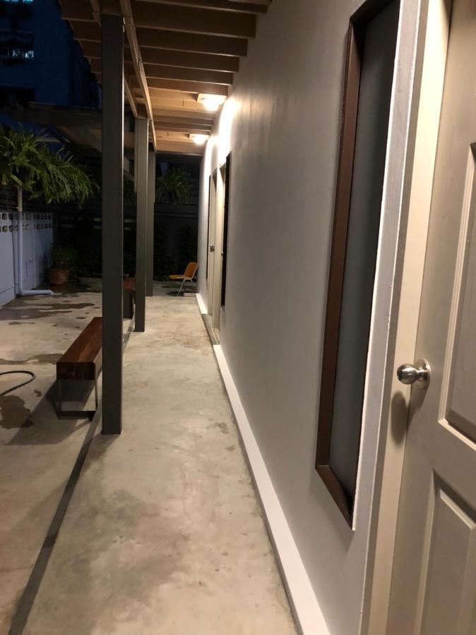 Bluefin Guesthouse Bangkok Luaran gambar